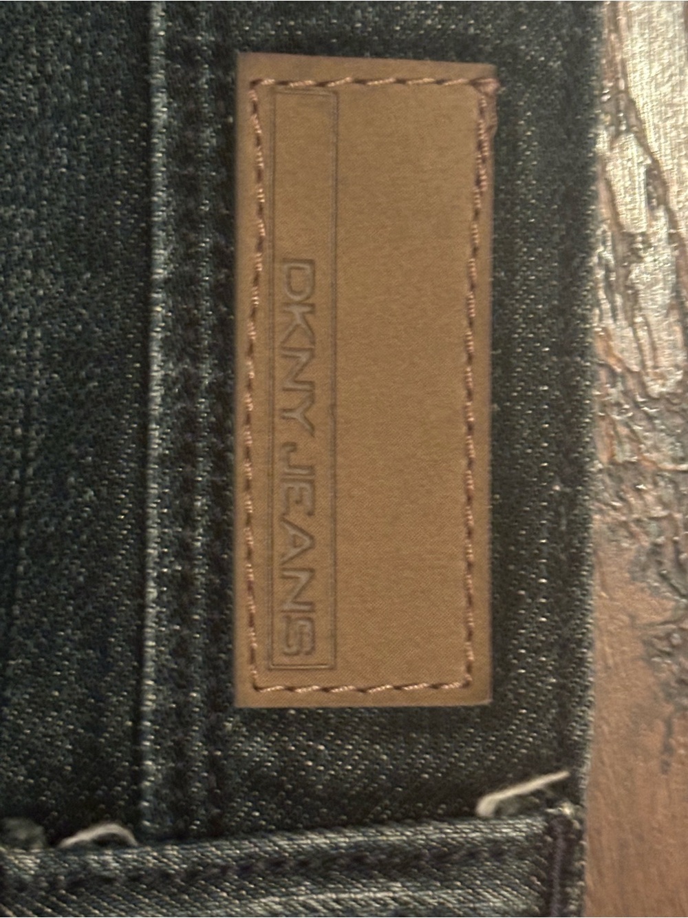 Classic Men's Straight-Leg Jeans in Dark Indigo DKNY - Picture 4 of 4